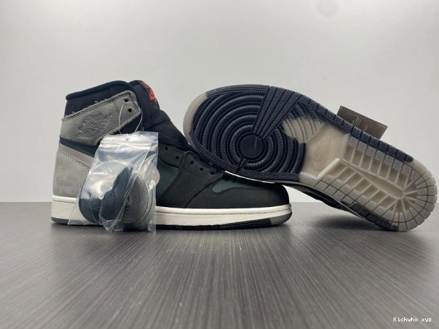 DB2889-001 Jordan Black Particle Retro Grey Gore-Tex High 1 Element 0616